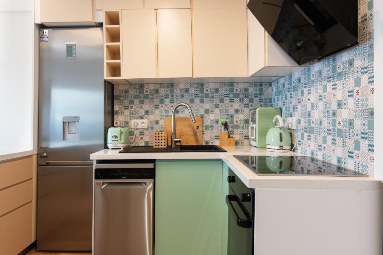 Luxury 1-Bedroom Apartment By The Sea In Ateny Zewnętrze zdjęcie