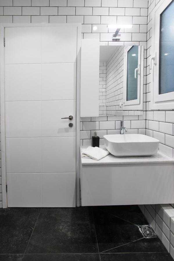 Luxury 1-Bedroom Apartment By The Sea In Ateny Zewnętrze zdjęcie